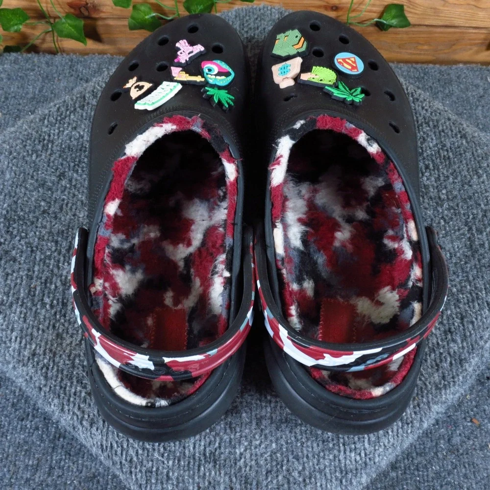 Crocs Classic Lined Camo Clogs Mens Shoe Size 13 Comfort Indoor Outdoor Black